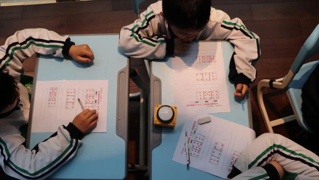 50涓叮鍛虫父鎴忕帺杞暟瀛︿笁骞寸骇,瓒ｅ懗鏁板娓告垙绔炶禌涓婚