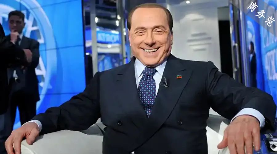 贝卢斯科尼的传奇人生,贝卢斯科尼飞机撩妹段子