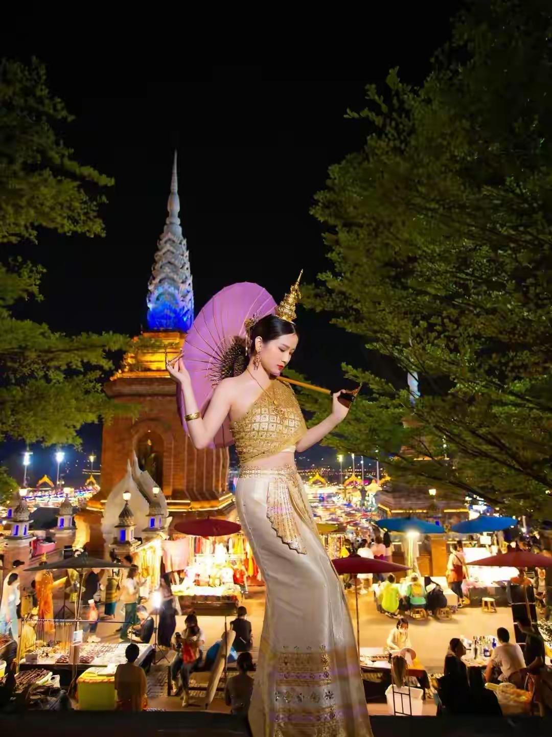 云南西双版纳旅游乱象曝光,云南西双版纳导游强制游客消费