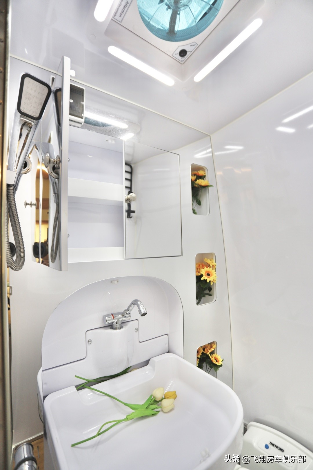 刚官宣就“火遍全网”的新车，飞翔再次证明其实力，亮点大升级！