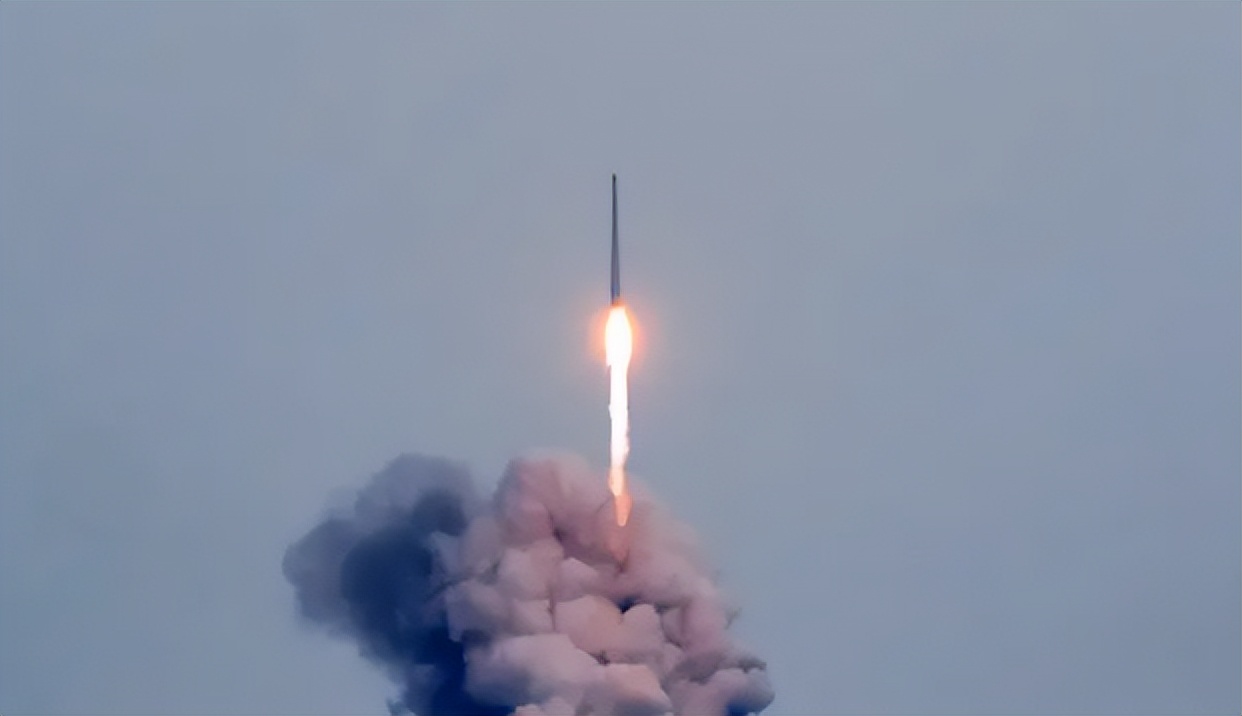 河南中小学优质课公布，郑州数百教师上榜/今天还有暴雨，河南气象台紧急提醒/事关未成年人，下月起从严惩处