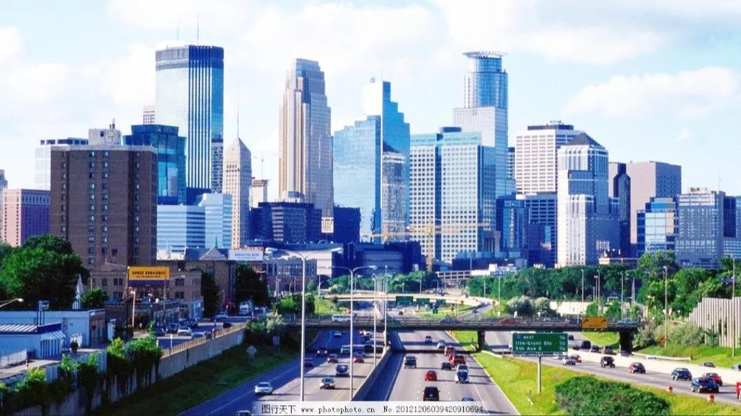 老挝古稀老汉娶妻,老挝57岁大叔娶19岁媳妇