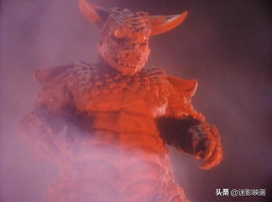 朝鲜硬核怪兽片：导演遭绑架，国家元首监制，故宫取景的另类神作