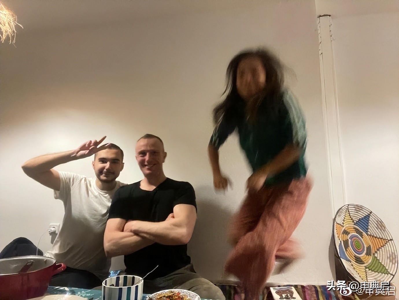 连英语都不会的广东女孩，在摩洛哥抄底买房开青旅的经历