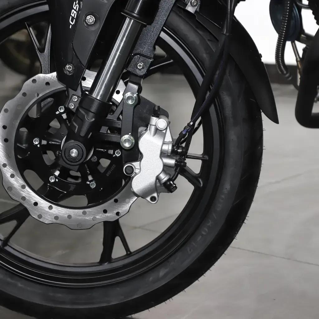 街车贝纳利红宝龙150,贝纳利红宝龙150保险杠怎么安装