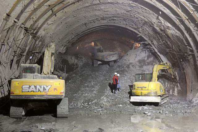 中国最长的隧道98公里遇暗河,最长隧道98公里汉江