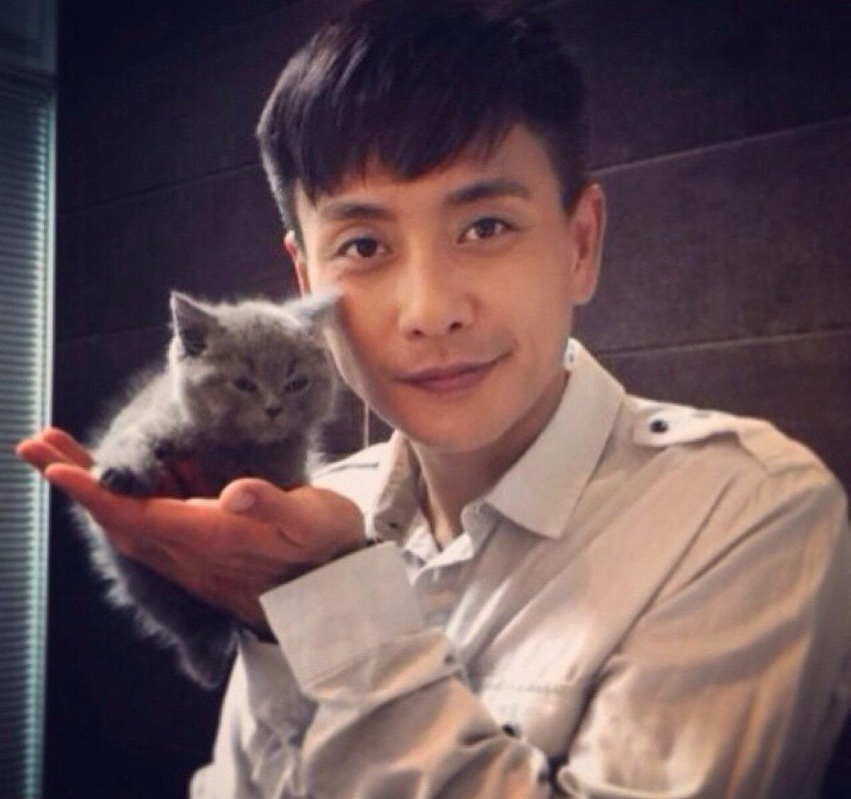 至今未娶的大龄男明星,至今不娶妻的11位港台大龄男星