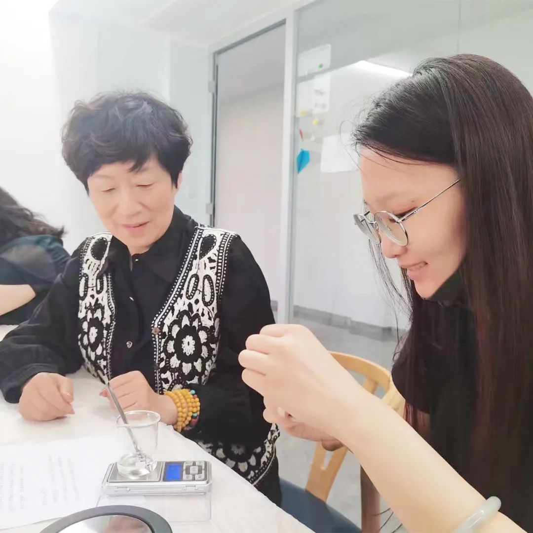 如何做香膏最简单的方法,自己动手制作香膏