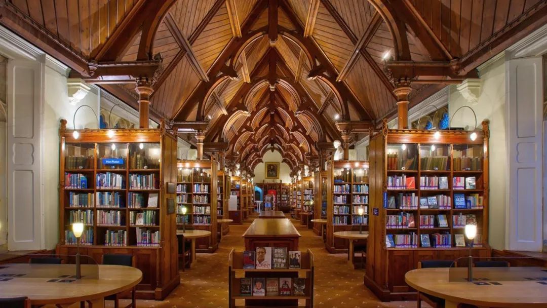 15年内走出3位诺奖得主的这所英国宝藏私校，知道即赚到！