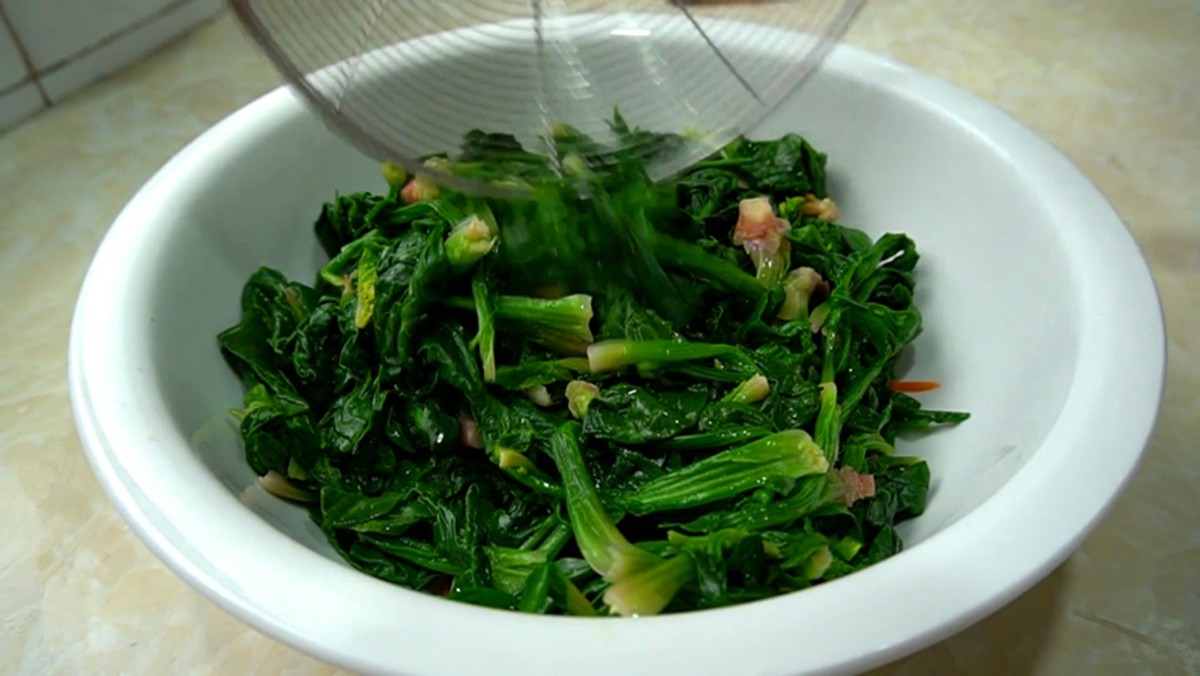 失眠一定要吃这种菜一觉睡到天亮,失眠就怕这菜每天吃一盘安神无梦