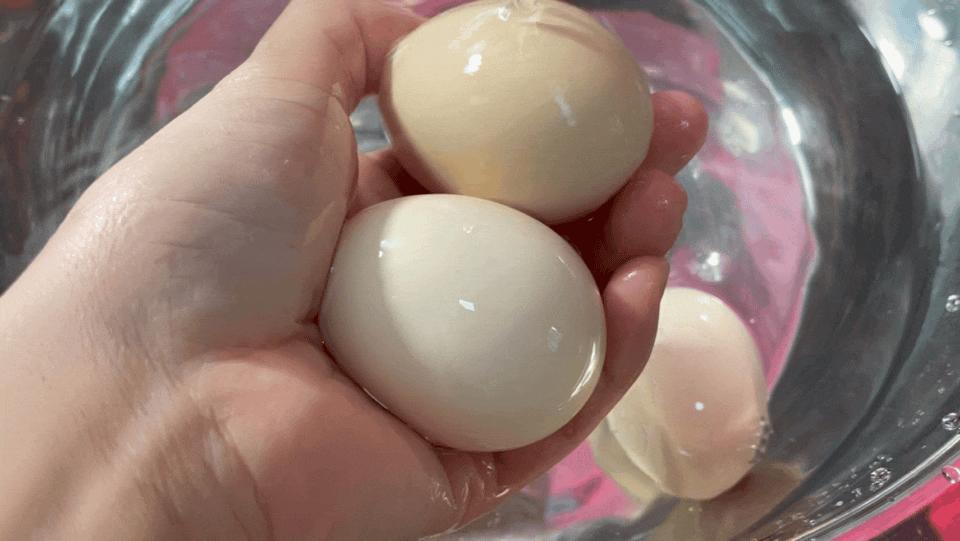 艾草煮鸡蛋有什么好处,艾草煮鸡蛋什么功效最好