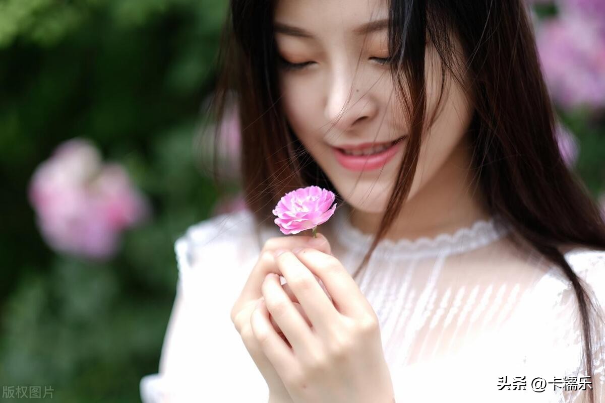 云南女大学生旅游事件,云南大山旅行遇到小姐姐