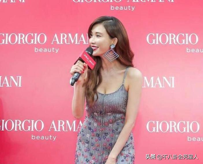 林志玲时尚拍摄花絮视频,林志玲挤牛奶发嗲飙英文