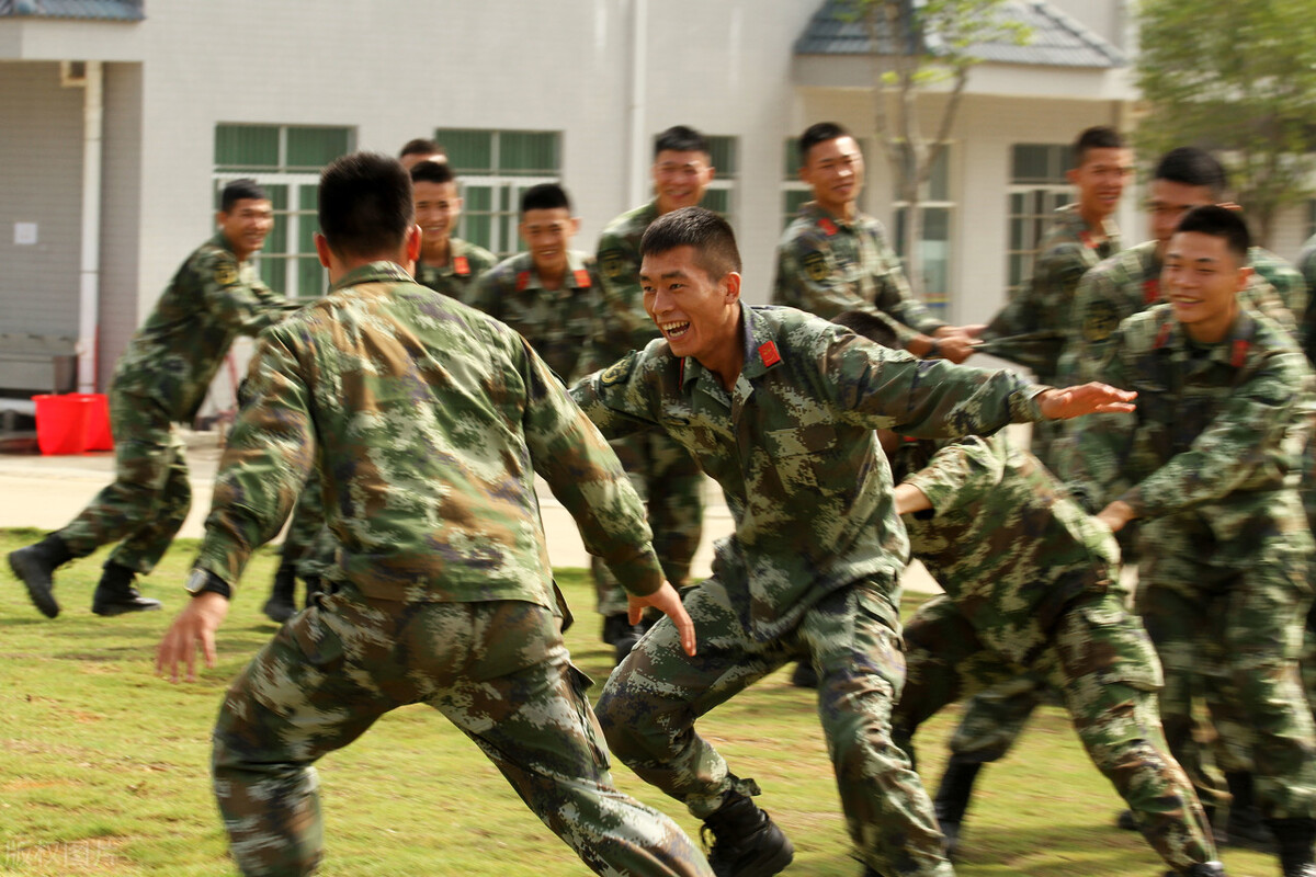 军人参军有什么条件,参军需要几年可以成为一名合格兵