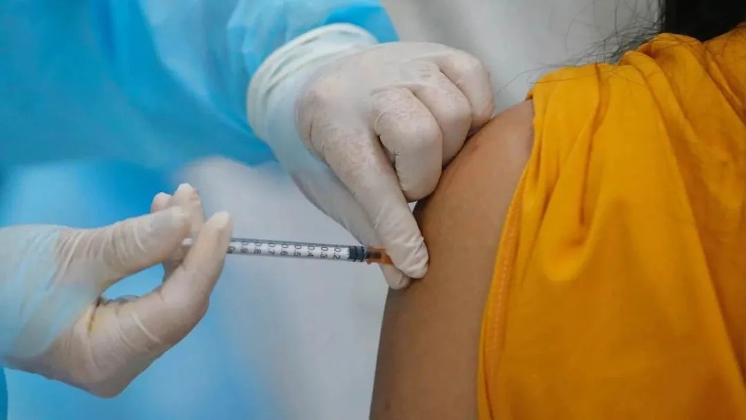 中国人打辉瑞疫苗好还是莫德纳好,莫德纳疫苗与辉瑞疫苗哪个好