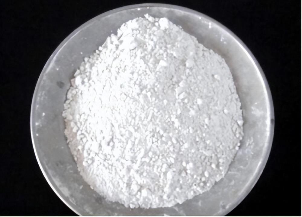 60岁老太*体下**被丈夫塞生石灰，还缝了三针，抬土枪崩他一炮