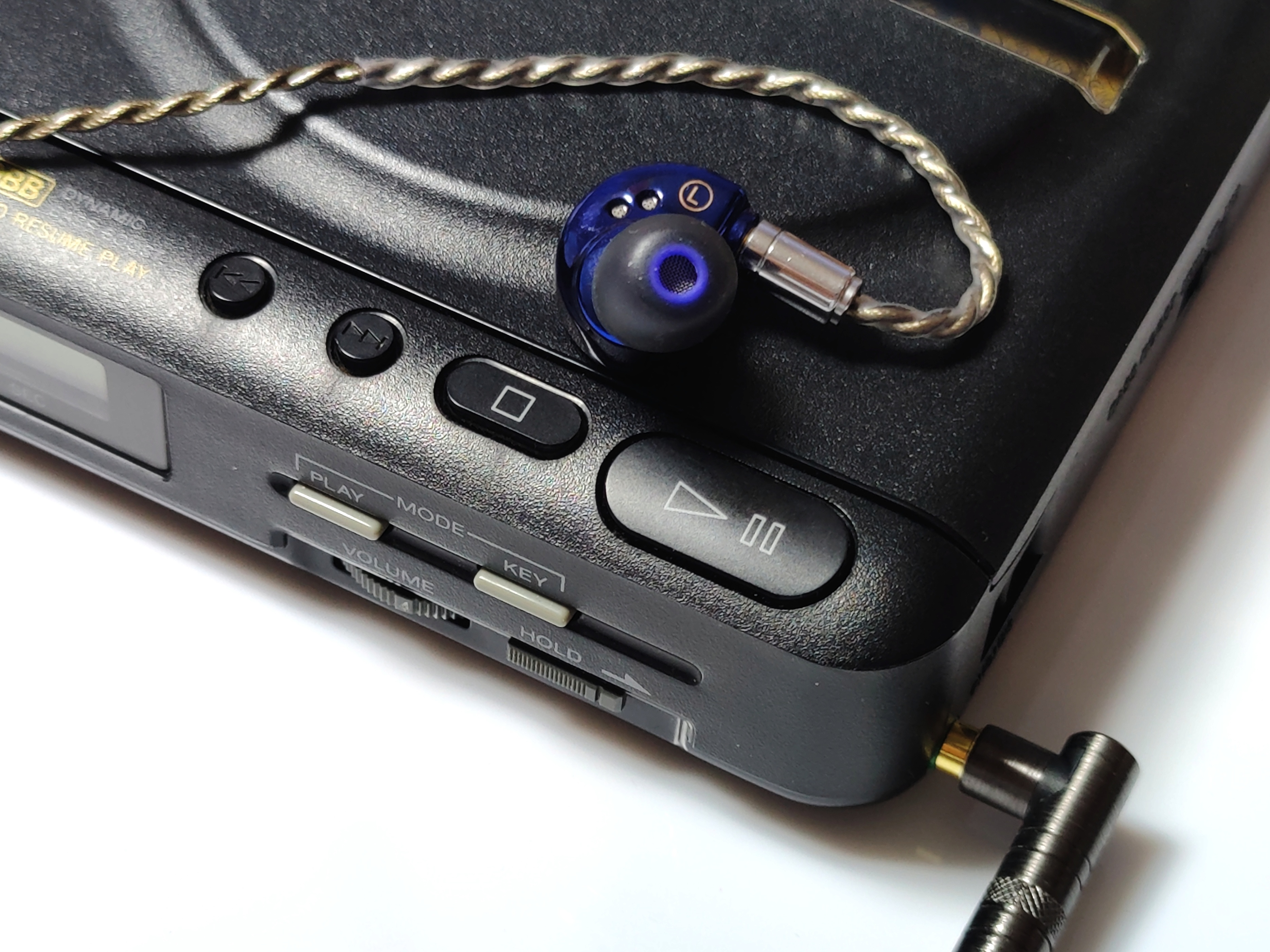 铁三角耳机ckr100系列测评,铁三角ckr100对比jvc1200