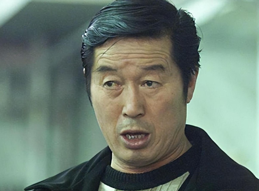 马俊仁时期,马俊仁年轻时照片