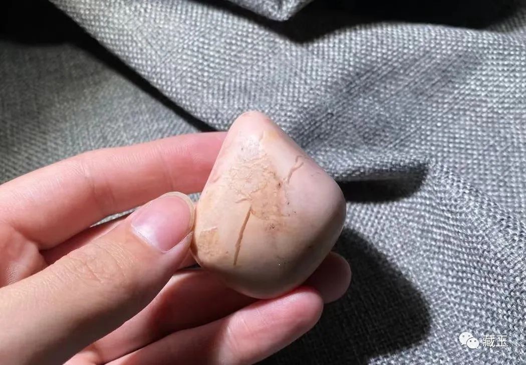 假桃花优点缺点,如何挑选桃花玉