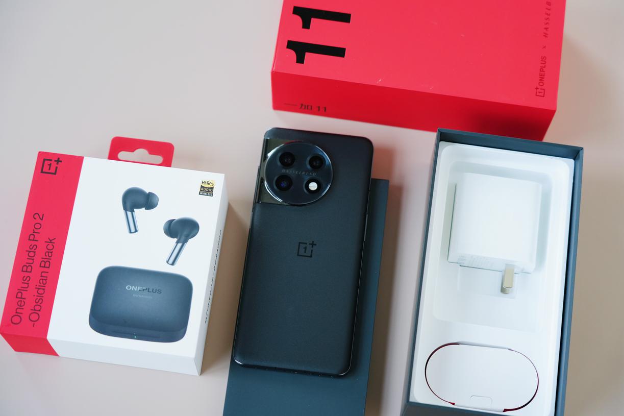 各品牌同价位手机对比小米13pro,手机小米13pro值得入手吗