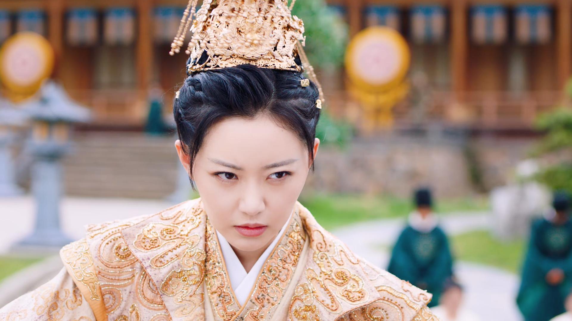 城主大人1：女子被迫穿男装当皇帝，成年后还被妃子追着要同房！