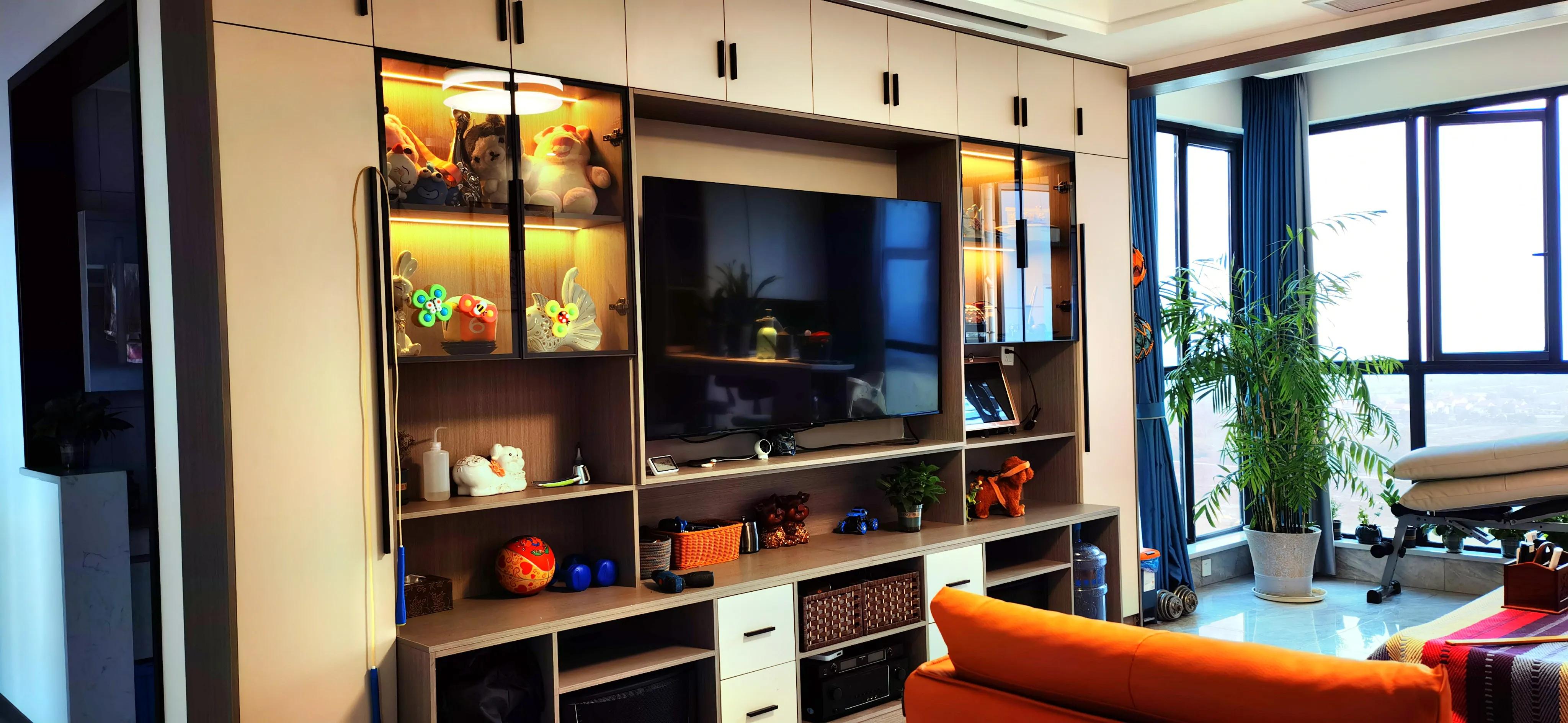 客厅岩板装饰墙,满墙电视柜和岩板背景墙哪个好