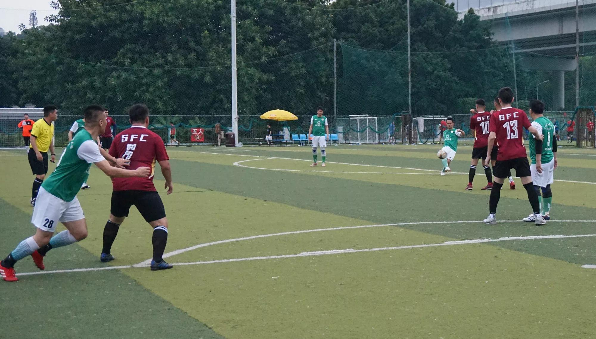 深圳业余足球比赛,深圳业余足球比赛每个球队的合影