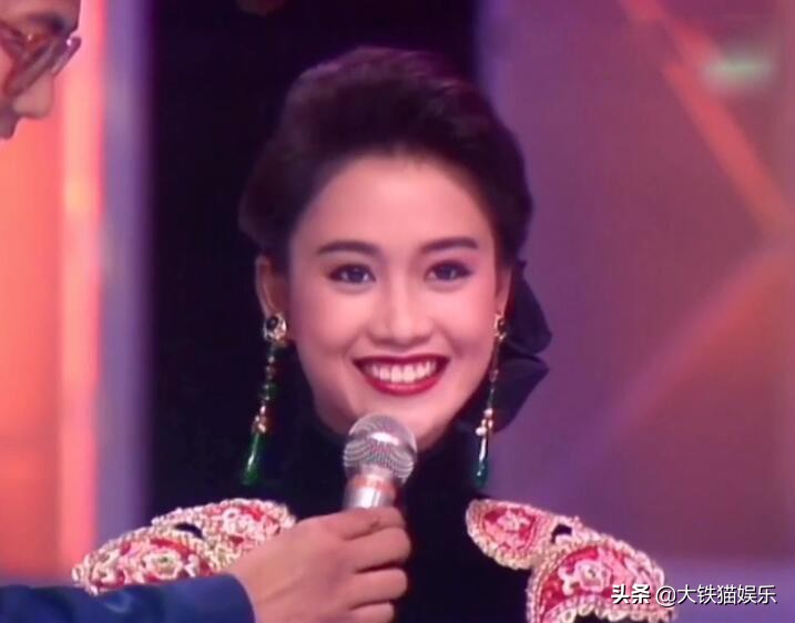 哪个女明星鼻子难看,鼻子最难看的十大女明星