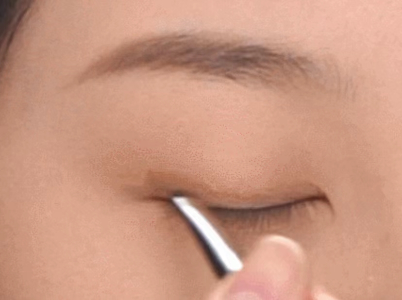 日常眼妆教程简简单单最好看,新手眼妆显脏