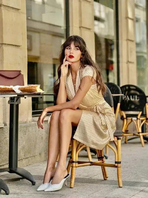 意大利的那些女网红，看看是不是比你知道的女星也不差？