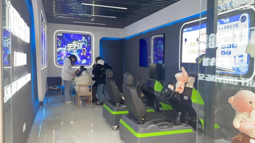 聚元驾校总经理贺国全：汽车专业还会编程，从业20年始终保持热忱