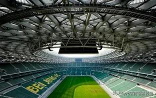 梅西球场事件,梅西足球先生事件