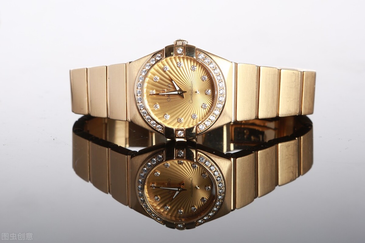 男生送女朋友礼物应该送什么东西,男生适合送女朋友什么礼物