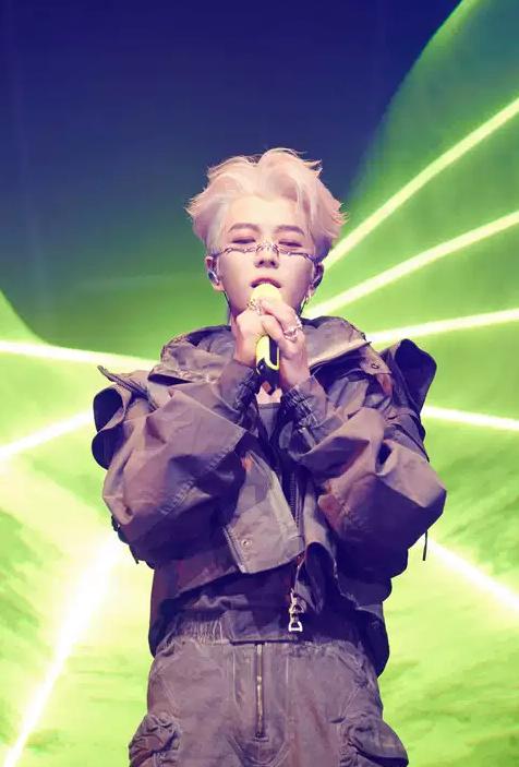 王栎鑫演唱会深圳官宣,王栎鑫演唱会2024