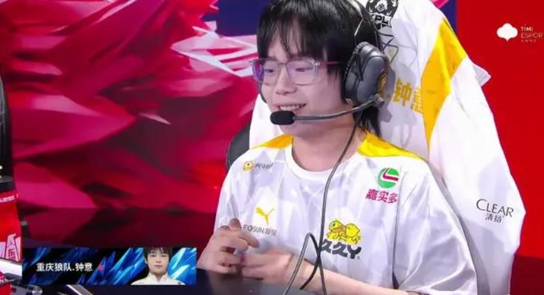 ag对战dyg久诚第一视角,ag对阵dyg时久诚的画面