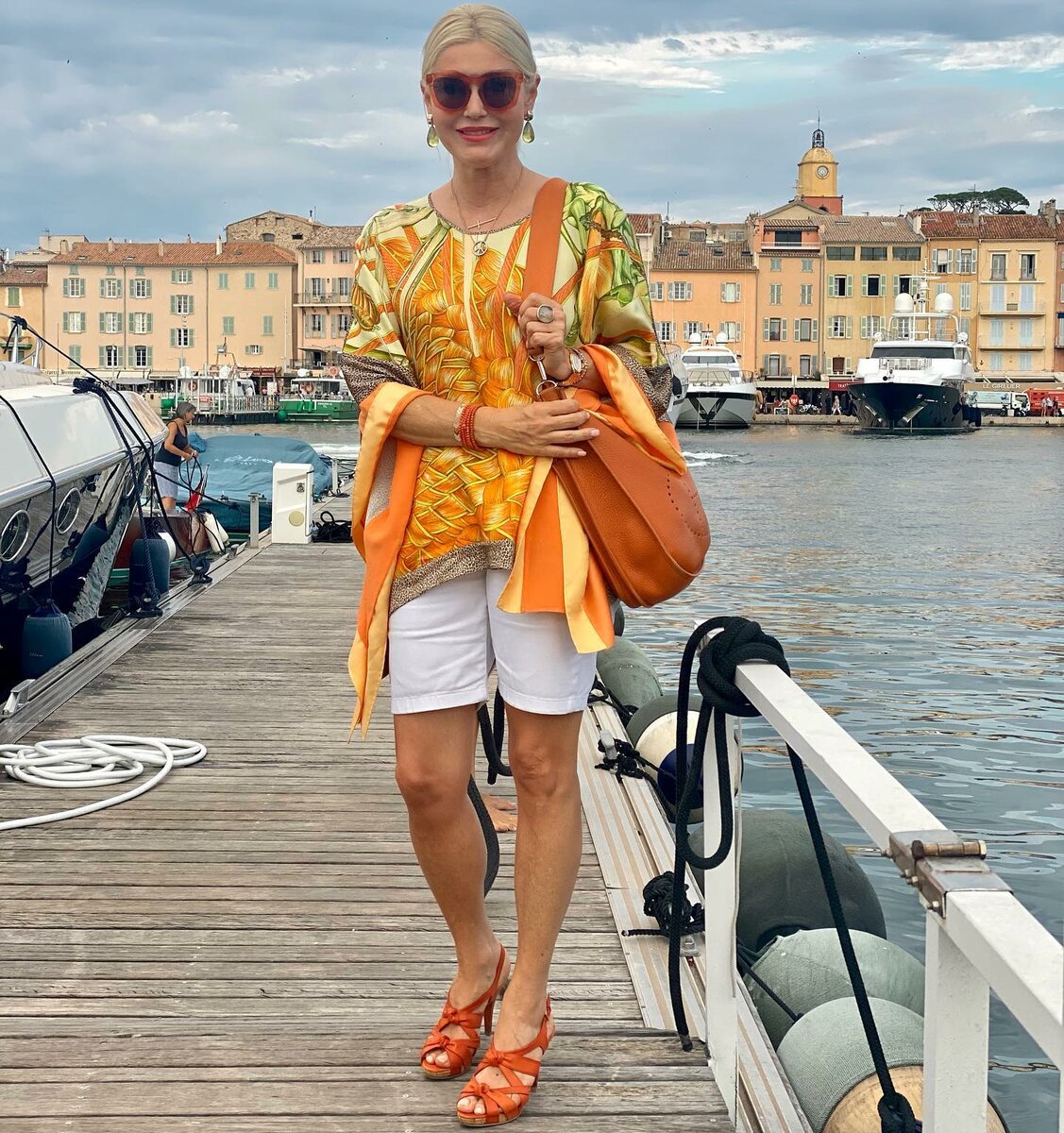 中老年姐妹的夏季高端大气衣橱,2022年流行的衣橱