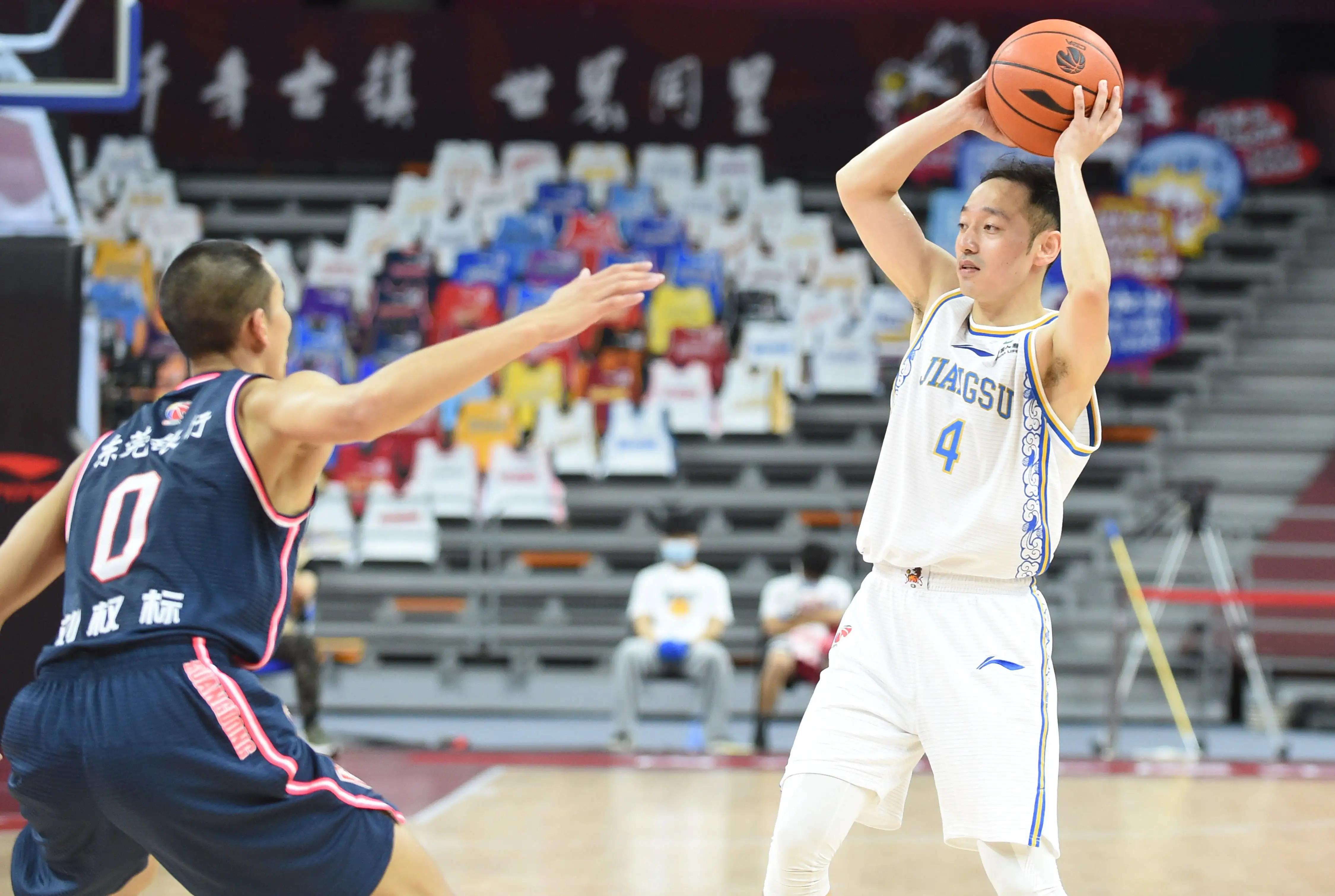 广东宏远青训梯队共有多少名球员,宏远青训队到宏远训练地