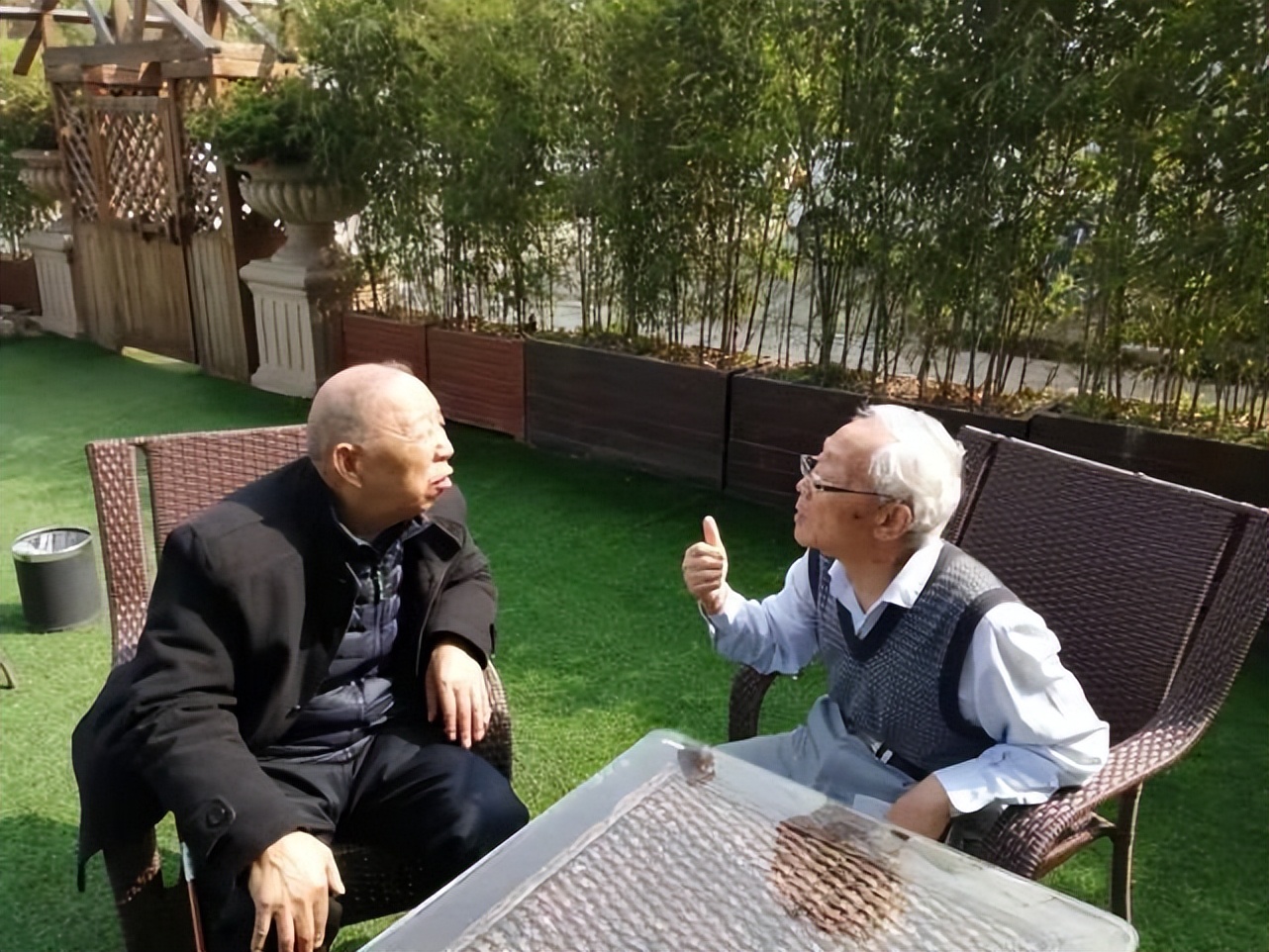 鐑熸定浠锋渶蹇殑鎴掔儫鏂规硶,鑽夌儫鑳芥垝鐑熷悧