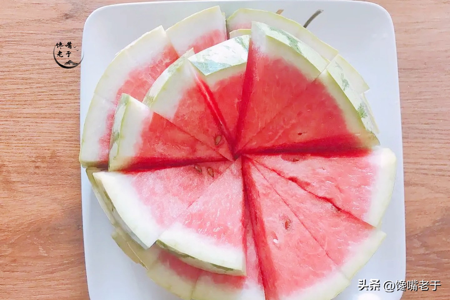 夏天买西瓜别只会拍教你3招,买西瓜要注意的几个点