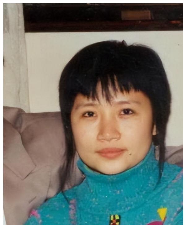 李娜从歌坛一姐到出家为尼,歌手李娜出家为尼的原因是什么