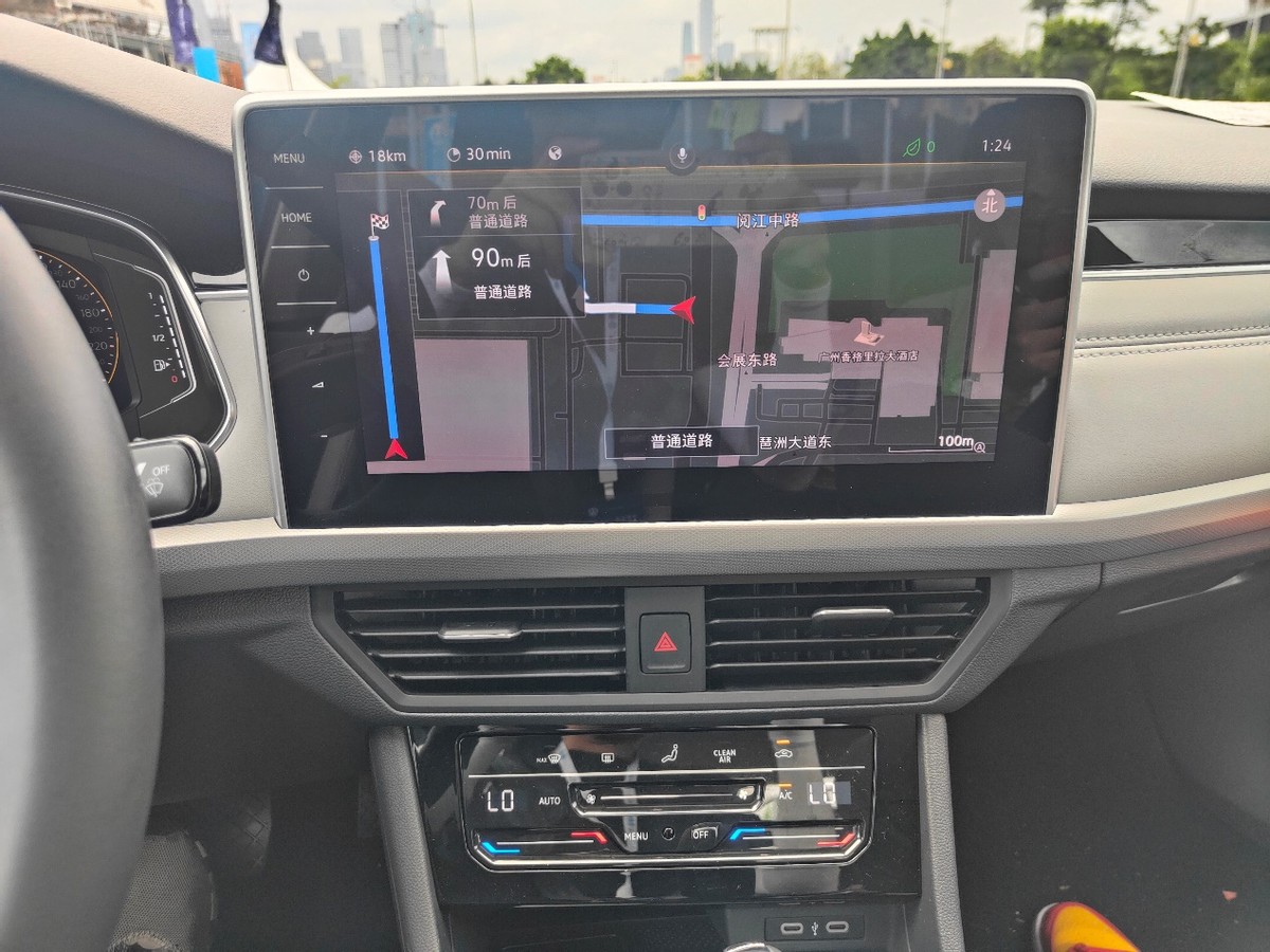 新款宝来顶配测评,全新宝来2022款油耗怎么样