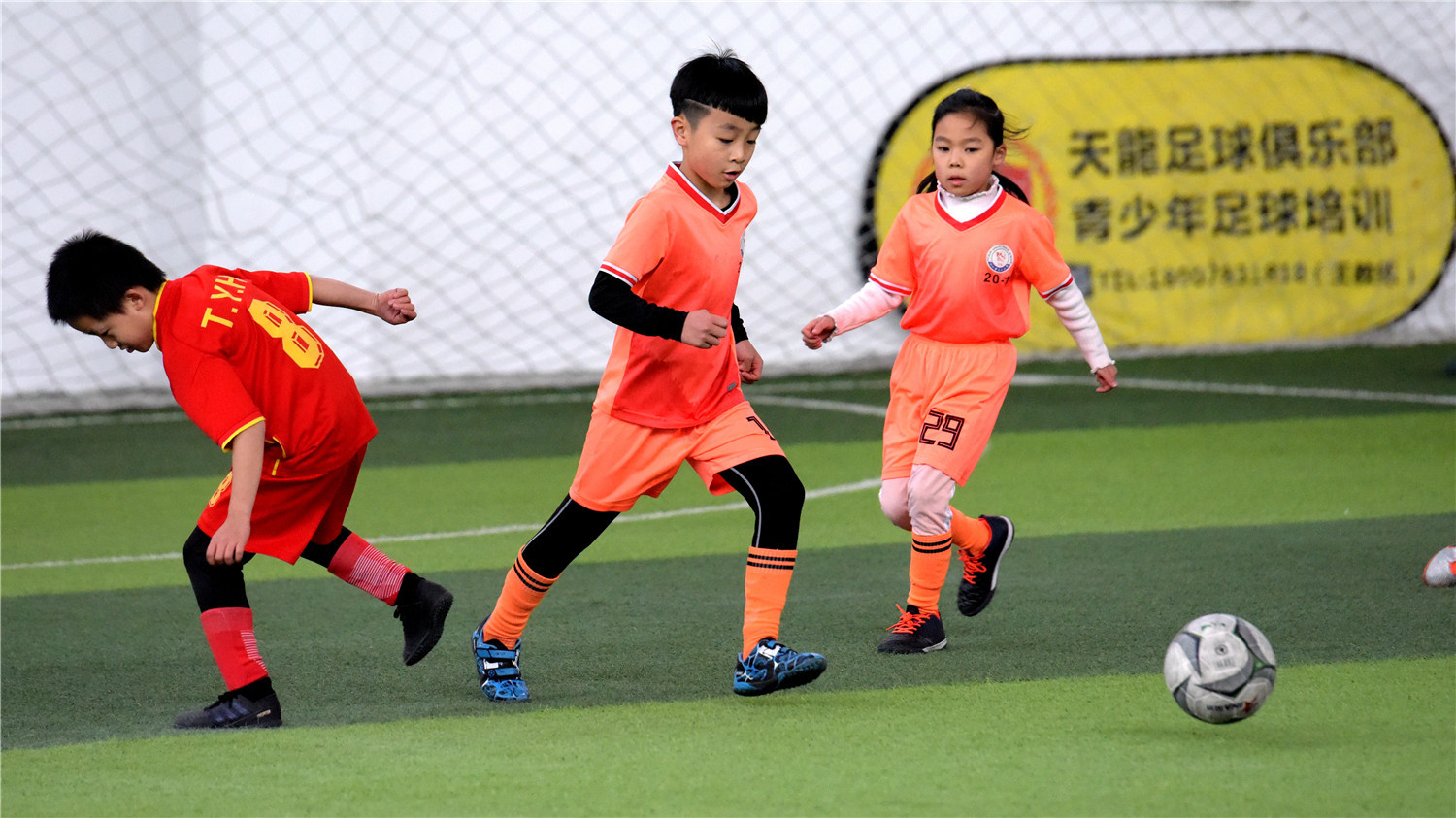 桂林翠竹小学足球赛,桂林市临桂区第一小学足球赛