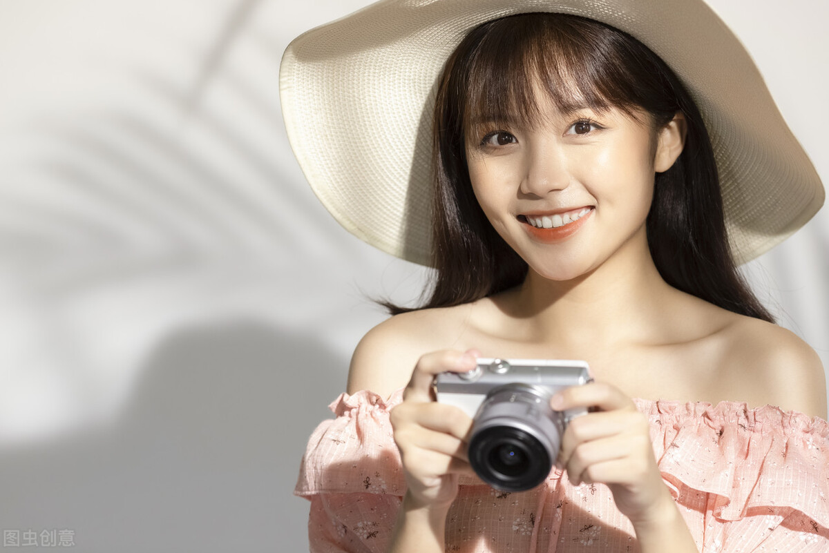 女性外阴瘙痒有异味怎么回事？