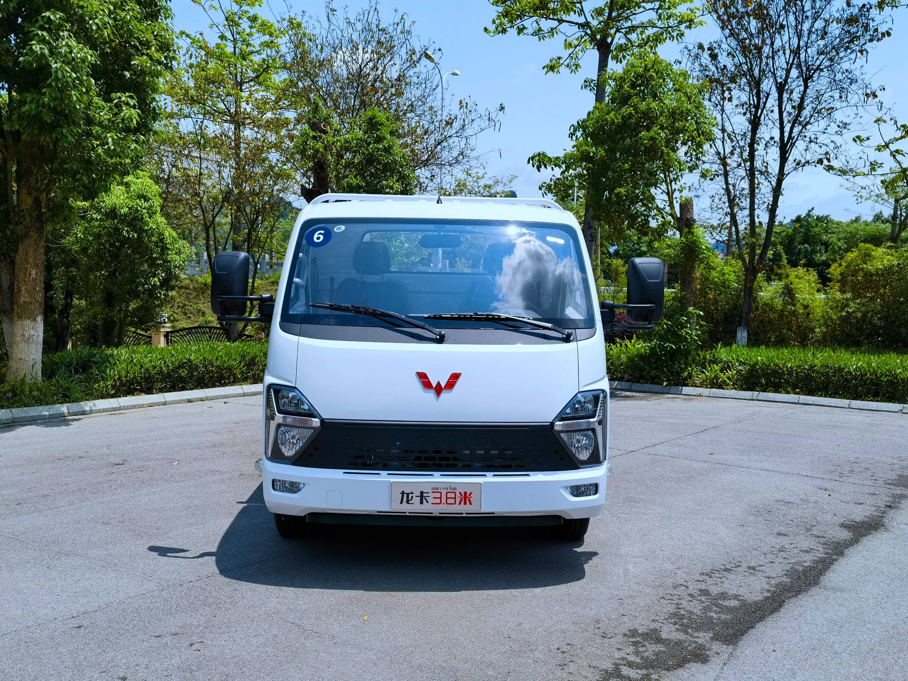 五菱新卡能拉2.5吨货,五菱最新款拉货王