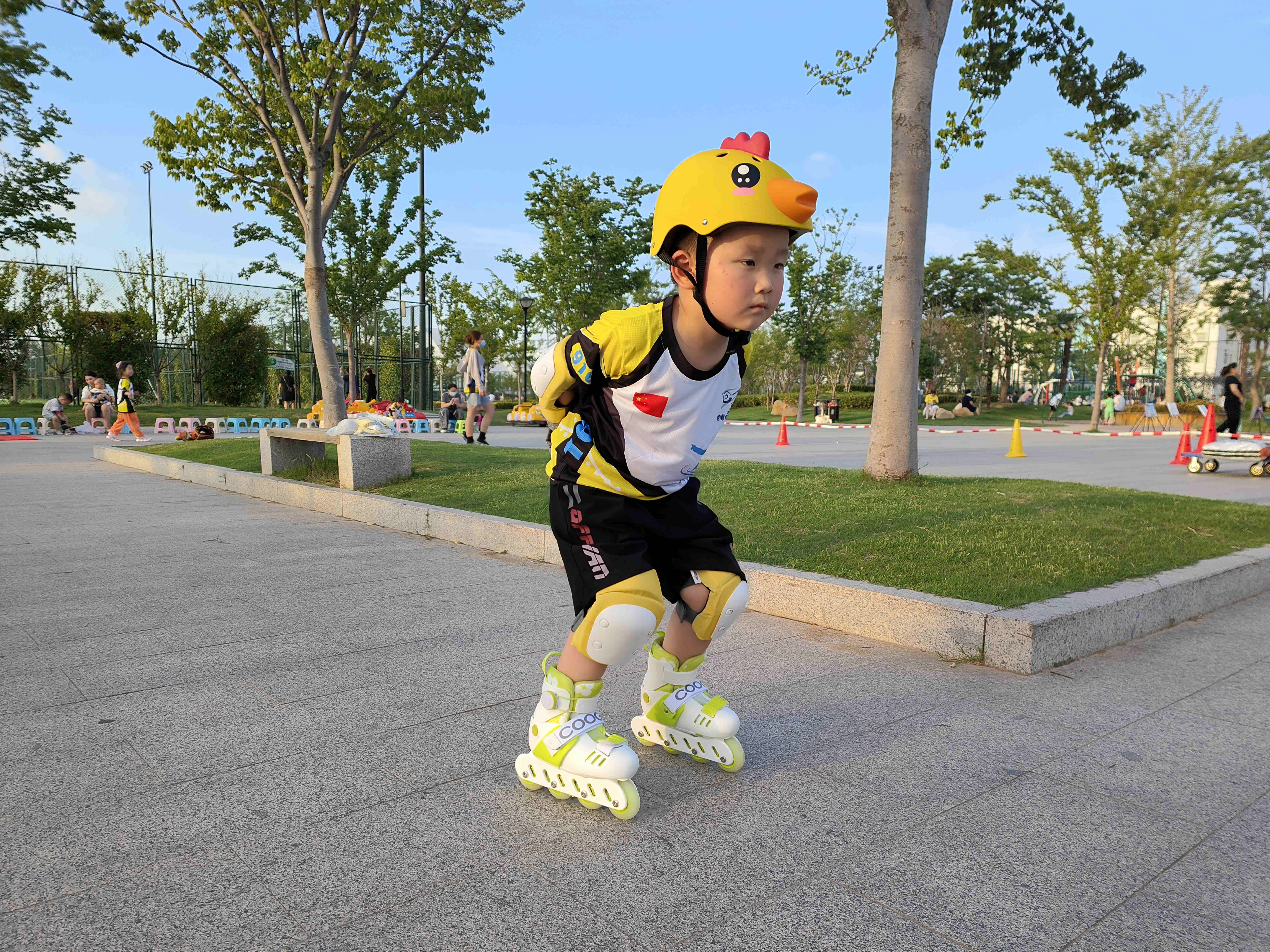 酷骑轮滑鞋r2s码和m码对比,酷骑轮滑鞋r1r2哪个好