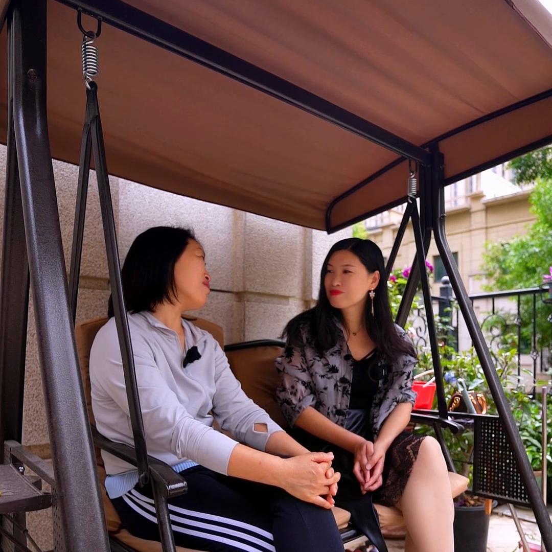 娟姐回访老客户第三集:女儿留学归来全款给母亲买别墅!选...