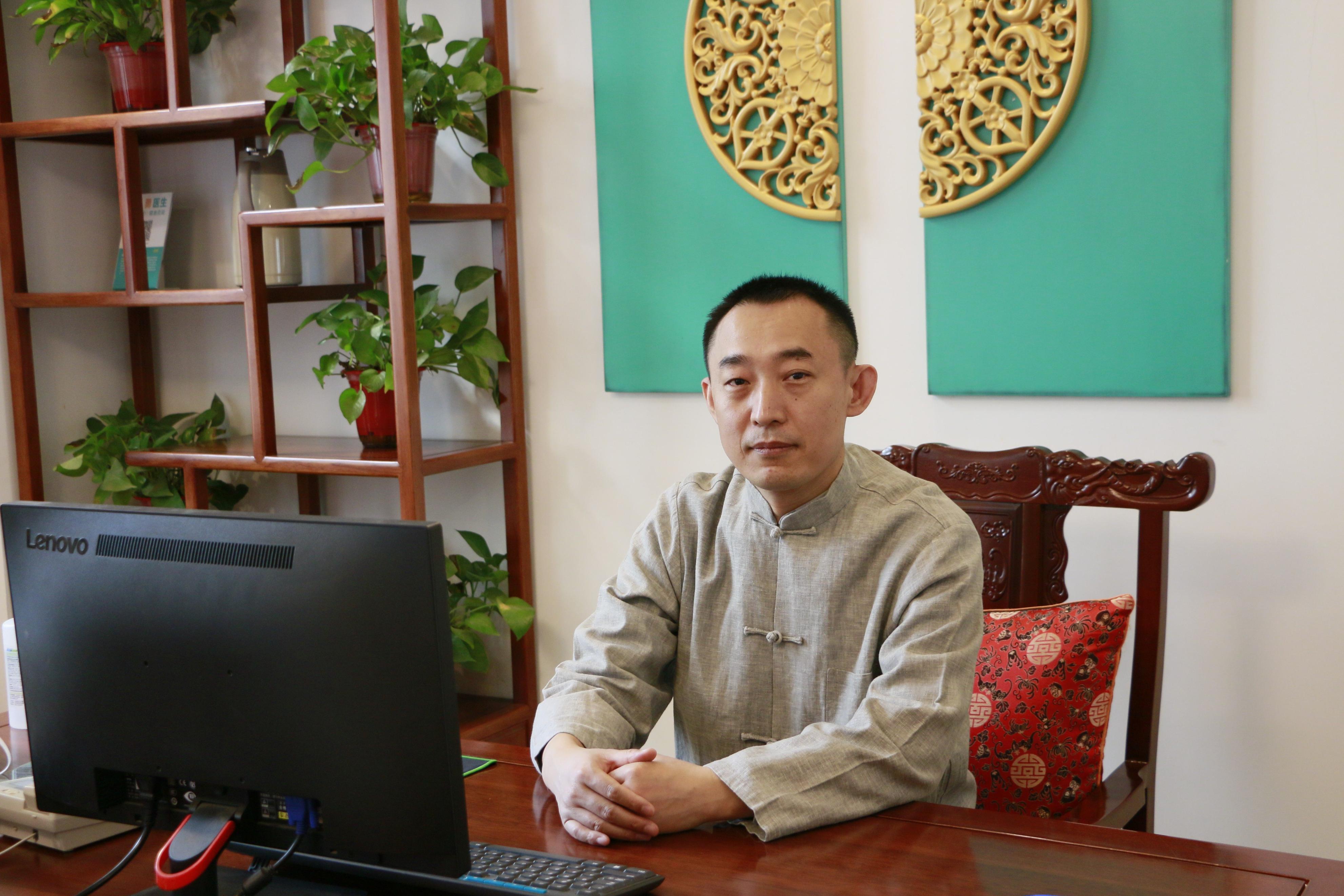 閮戝窞涓尰闄钩鑵虹鏉庢斂鍧愯瘖鏃堕棿,鎶辨湸瀹堟嫏涓嶅繕鍒濆績