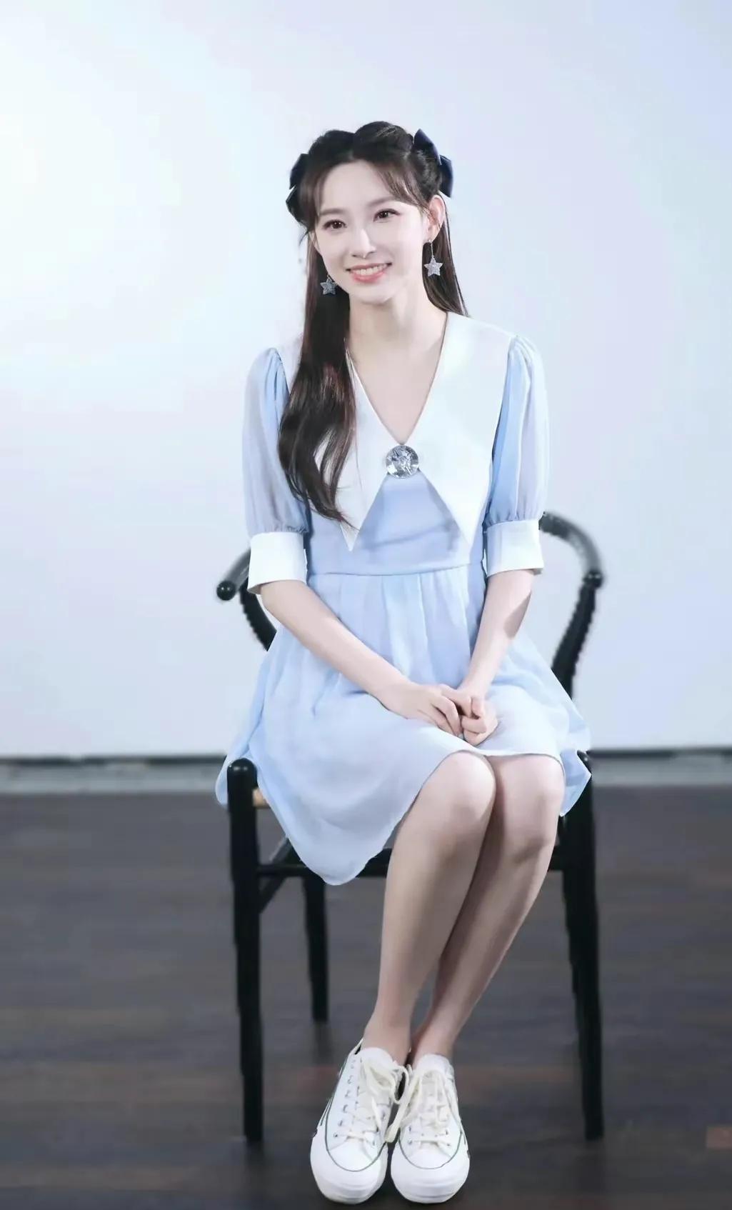 央视美女主持人马凡舒简历,央视美女马凡舒