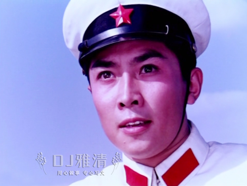 老戏骨们刚出道时多好看?唐国强英气逼人洪剑涛不演贾宝玉可惜了