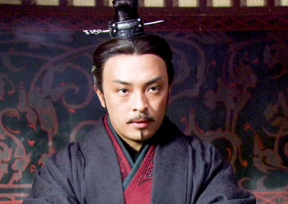 军旅剧《隐形的翅膀》上热搜，最穷影帝富大龙主演，期待好剧